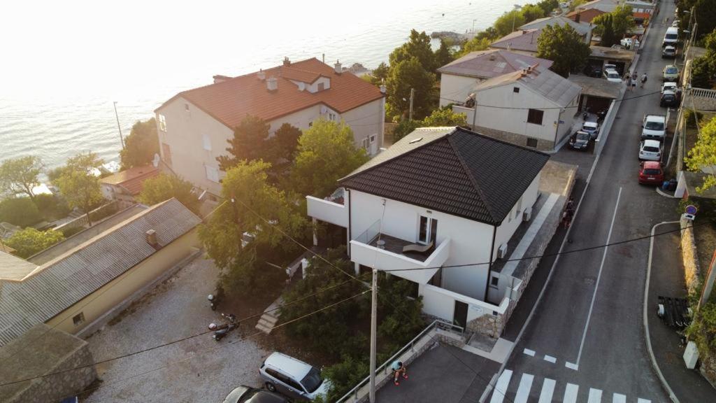 Izzy 2 Apartment Senj  Bagian luar foto